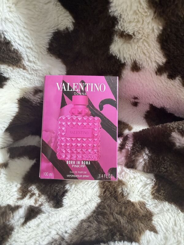 Valentino Born in Roma Pink PP