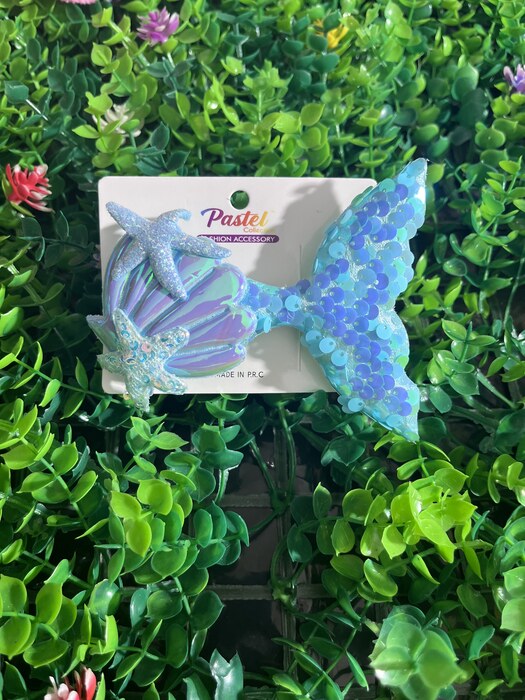 Mermaid tail hair clip Blue