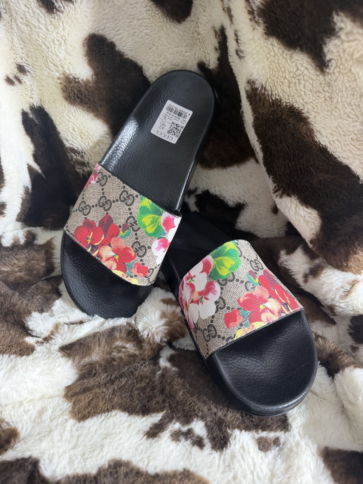 GG Floral Slides