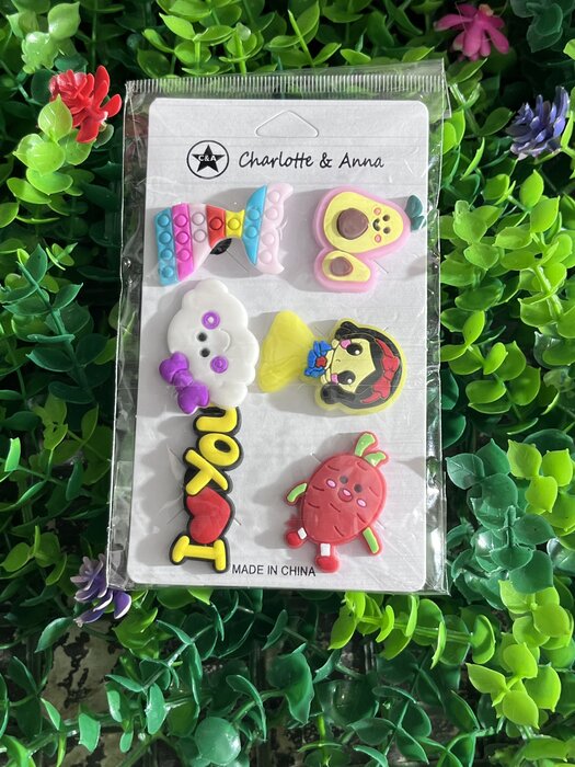 Cute character shoe charm set