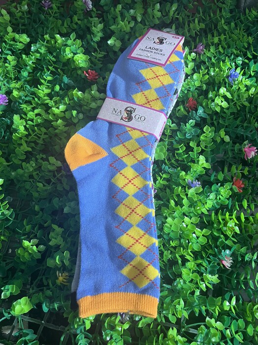 Zigzag fashion socks