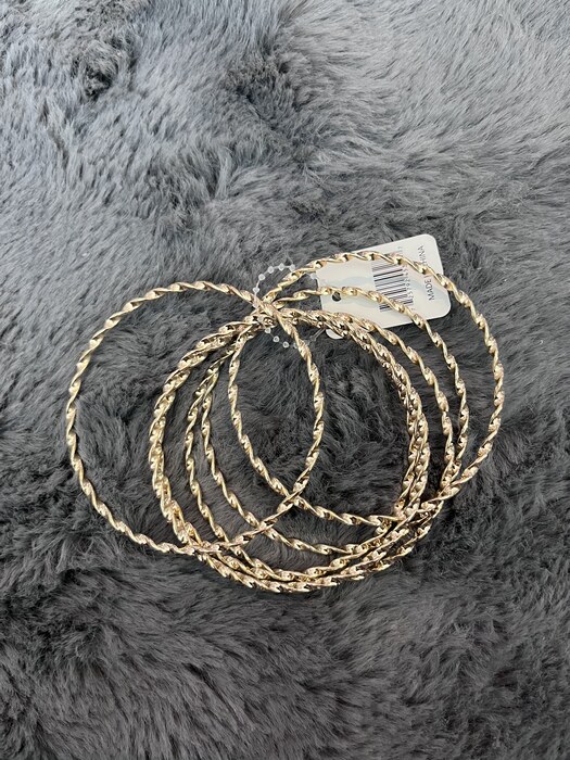 Twisted bangle set Gold