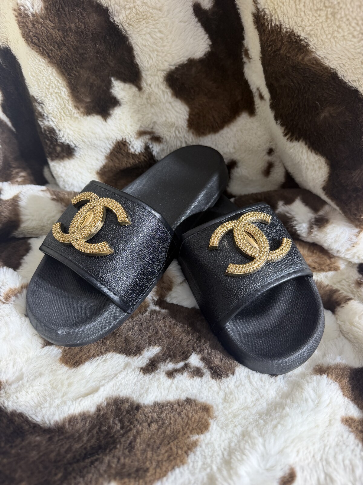 Black CC Slides