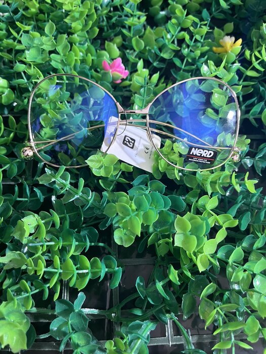 Gold butterfly fashion glasses